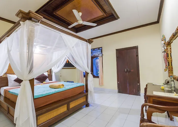 Garden View Hotel 3*