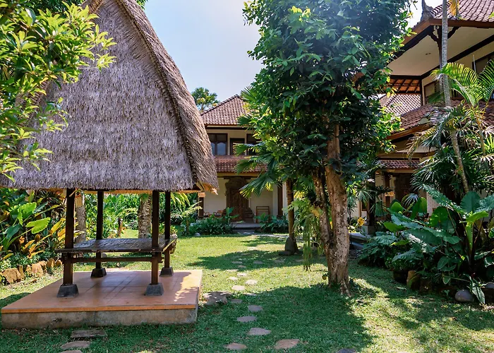 Garden View Hotel 3*
